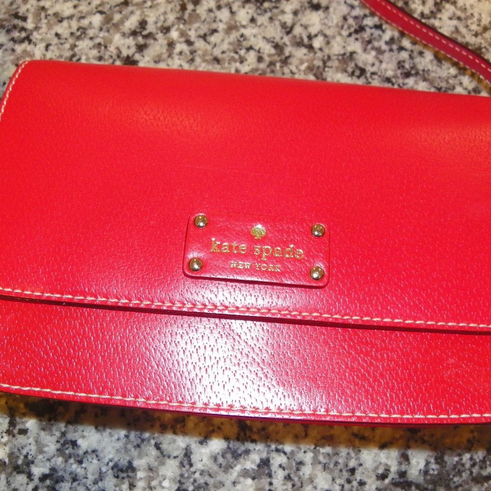 KATE SPADE BRIGHT RED SHOULDER/CROSSBODY